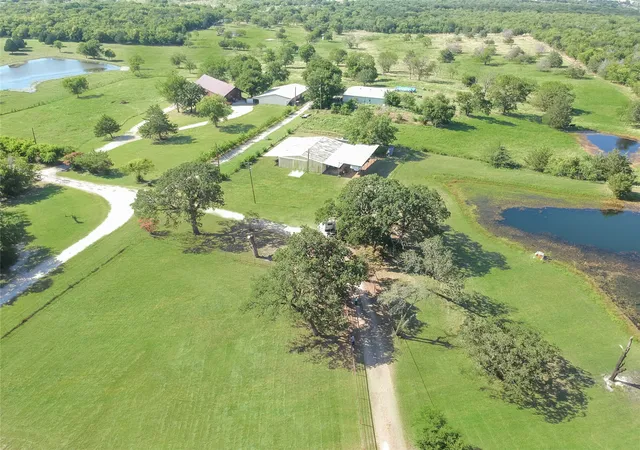 Photo 3 of Single family home for sale at 1001 Sandy Ridge Rd, Scurry, TX 75158 | MLS# 21322529 | Listing updated on 2026-10-05