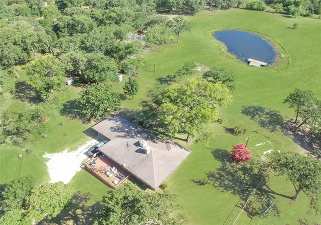 Photo 4 of Single family home for sale at 1001 Sandy Ridge Rd, Scurry, TX 75158 | MLS# 21322529 | Listing updated on 2026-10-05