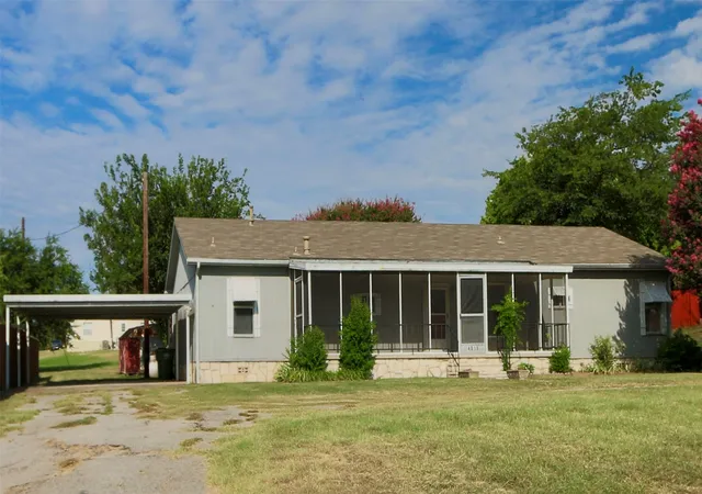Photo 1 of Manufactured home for sale at 4018 Marana Dr, Granbury, TX 76048 | MLS# 21316913 | Listing updated on 2026-08-19