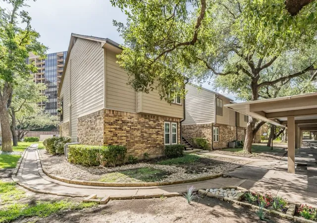 Photo 2 of Sale Pending at 3550 Country Square Dr #109, Carrollton, TX 75006 | MLS# 21322988 | Listing updated on 2026-08-28
