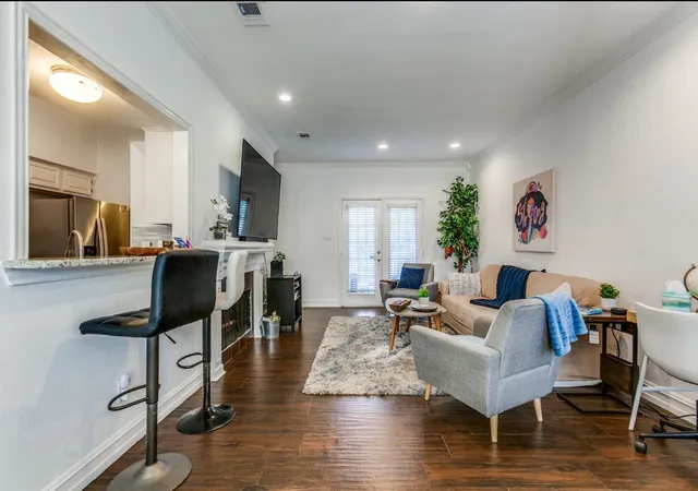 Photo 3 of Sale Pending at 3550 Country Square Dr #109, Carrollton, TX 75006 | MLS# 21322988 | Listing updated on 2026-08-28