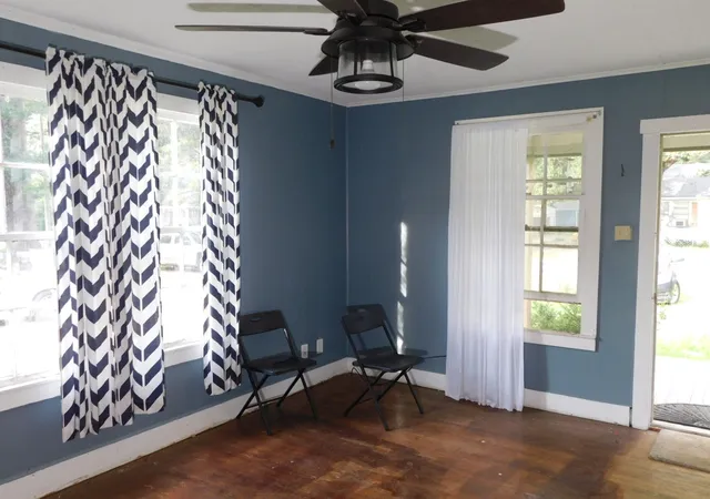 Photo 4 of Single family home for sale at 213 3Rd St, Springhill, LA 71075 | MLS# 21323011 | Listing updated on 2026-08-26