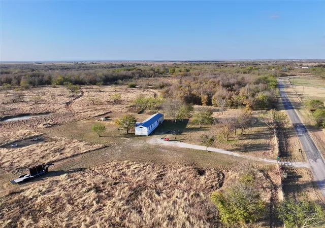 Photo 3 of House for sale at 233 Hcr 3315, Hubbard, TX 76648 | MLS# 21323022 | Listing updated on 2026-07-07