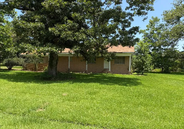 Photo 2 of Sale Pending at 4433 Pruett Rd, Shreveport, LA 71107 | MLS# 21320734 | Listing updated on 2026-07-26
