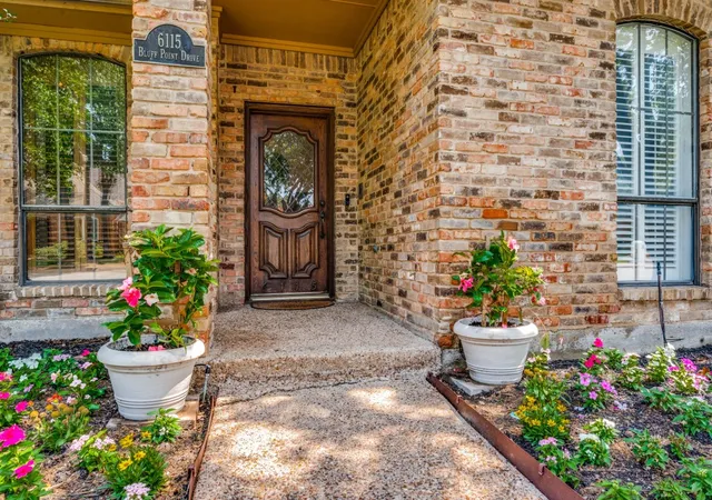 Photo 2 of Single family home for sale at 6115 Bluff Point Dr, Dallas, TX 75248 | MLS# 21323029 | Listing updated on 2026-08-09
