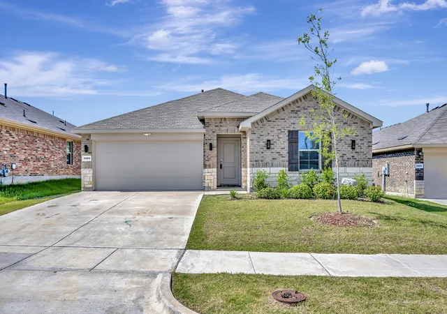 Photo 1 of Single family home for sale at 3905 Northwater Trl, Argyle, TX 76226 | MLS# 21322657 | Listing updated on 2026-09-27