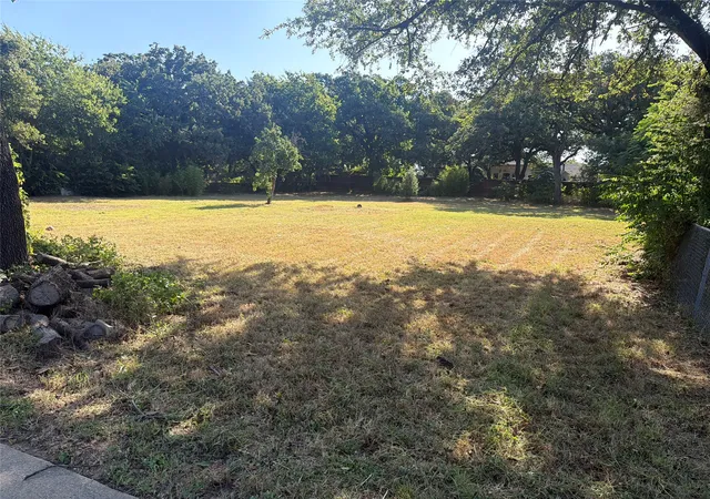Photo 1 of Sale Pending at 6027 Guilford St, Forest Hill, TX 76119 | MLS# 21323090 | Listing updated on 2026-07-28