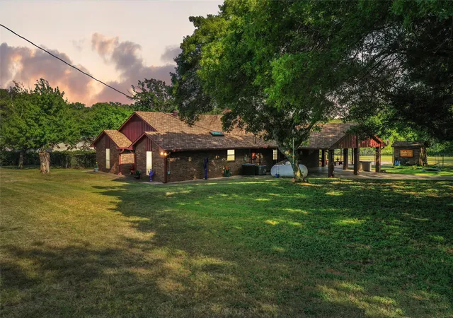 Photo 2 of Single family home for sale at 3030 Wager Rd, Flower Mound, TX 75028 | MLS# 21322668 | Listing updated on 2026-07-13