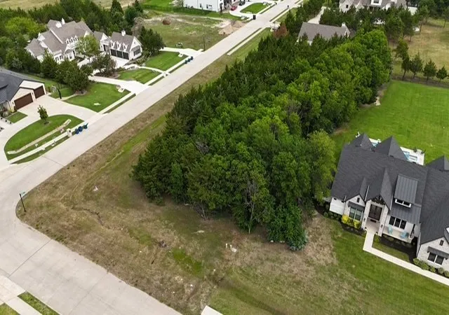 Photo 3 of Sale Pending at 804 Boyett Ln, Rockwall, TX 75087 | MLS# 21323130 | Listing updated on 2026-08-24