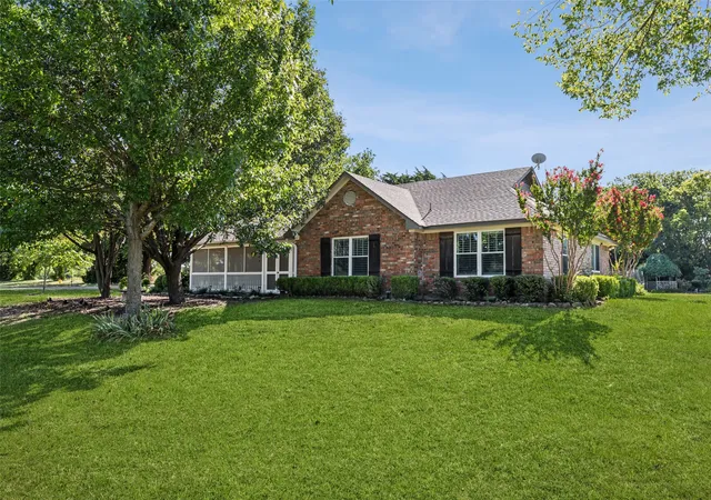 Photo 1 of Single family home for sale at 1980 Winningkoff Rd, Allen, TX 75002 | MLS# 21323081 | Listing updated on 2026-08-26