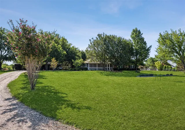 Photo 3 of Single family home for sale at 1980 Winningkoff Rd, Allen, TX 75002 | MLS# 21323081 | Listing updated on 2026-08-26