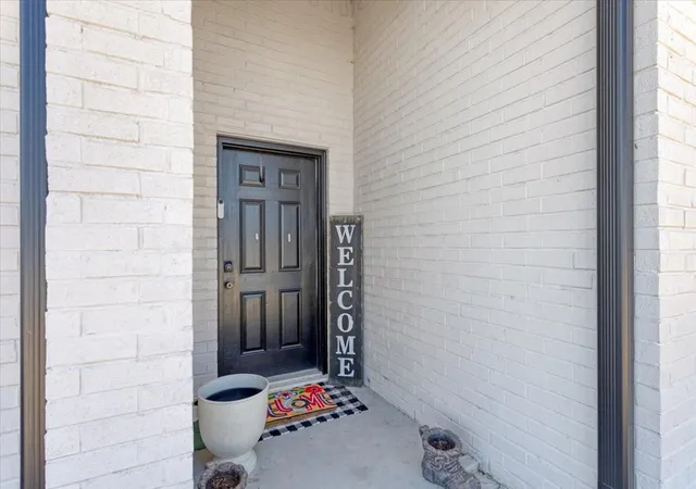 Single family home for sale at 6514 Old Clarksville Rd, Reno, TX 75462 | MLS# 21323223 | Listing updated on 2026-08-03