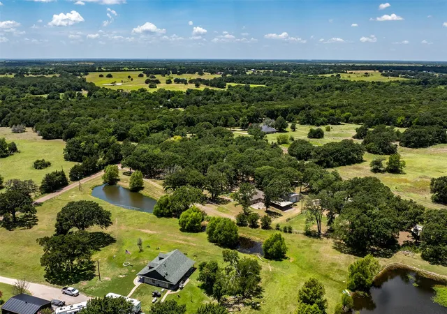 Photo 4 of Sale Pending at 2090 Cr-104, Kaufman, TX 75142 | MLS# 21323257 | Listing updated on 2026-09-29