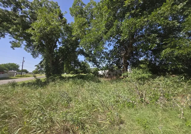 Photo 3 of Land for sale at Tbd Cimmaron Trl, Weatherford, TX 76087 | MLS# 21323271 | Listing updated on 2026-08-17
