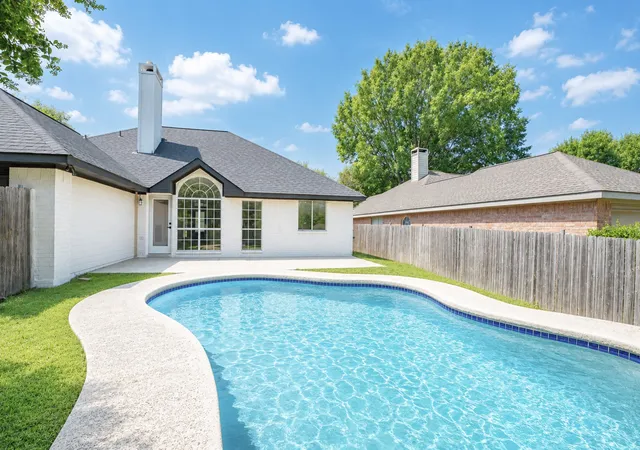 Photo 2 of Single family home for sale at 8260 Edgewater Dr, Frisco, TX 75034 | MLS# 21323294 | Listing updated on 2026-08-27
