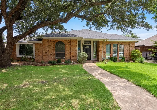 Homes for sale in Plano, TX | 6712 Coach House Ln, Plano, TX 75023 | MLS# 21323329