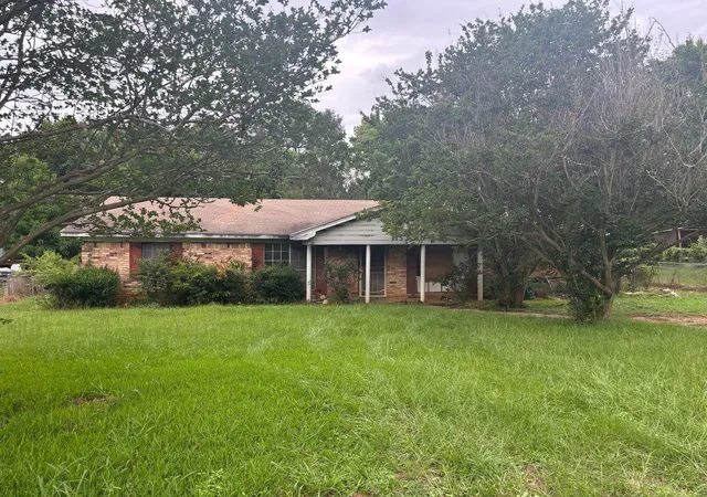 Photo 1 of Sale Pending at 115 Shadycreek Dr, Palestine, TX 75801 | MLS# 21323346 | Listing updated on 2026-07-21
