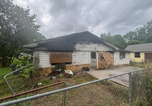 Photo 4 of Sale Pending at 115 Shadycreek Dr, Palestine, TX 75801 | MLS# 21323346 | Listing updated on 2026-07-21