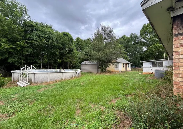 Photo 9 of Sale Pending at 115 Shadycreek Dr, Palestine, TX 75801 | MLS# 21323346 | Listing updated on 2026-07-21