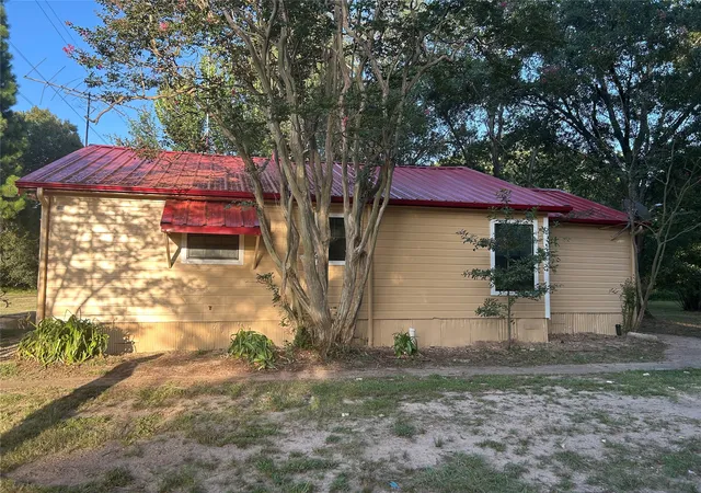 Photo 4 of House for sale at 10710 Us Hwy 80, Terrell, TX 75161 | MLS# 21323360 | Listing updated on 2026-07-07