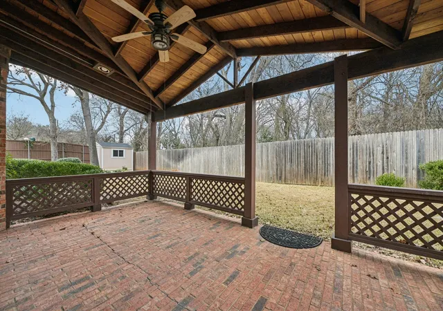 Photo 3 of Single family home for sale at 4519 Edge Creek Ln, Arlington, TX 76017 | MLS# 21322920 | Listing updated on 2026-07-07