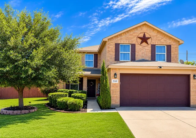 Photo 1 of Single family home for sale at 9140 Sun Haven Wy, Fort Worth, TX 76244 | MLS# 21323239 | Listing updated on 2026-07-27