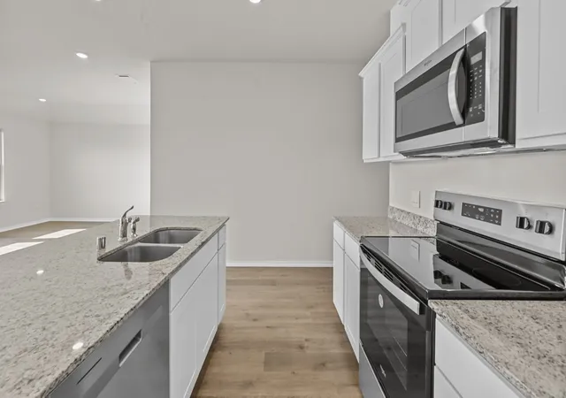 Photo 3 of Single family home for sale at 1964 Freeman St, Tyler, TX 75704 | MLS# 21323405 | Listing updated on 2026-09-18