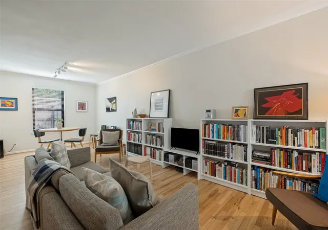 Photo 4 of Condo for sale at 4916 N Hall St, Dallas, TX 75235 | MLS# 21322712 | Listing updated on 2026-08-28