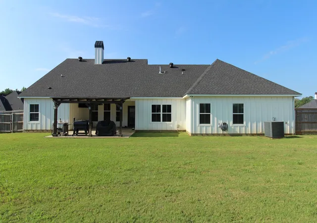 33rd image of 227 Marble Pl, Haughton, LA 71037 | MLS# 21322572