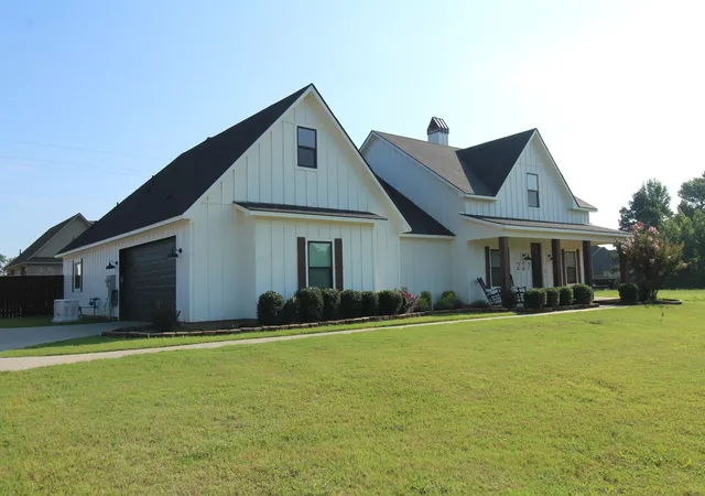3rd image of 227 Marble Pl, Haughton, LA 71037 | MLS# 21322572