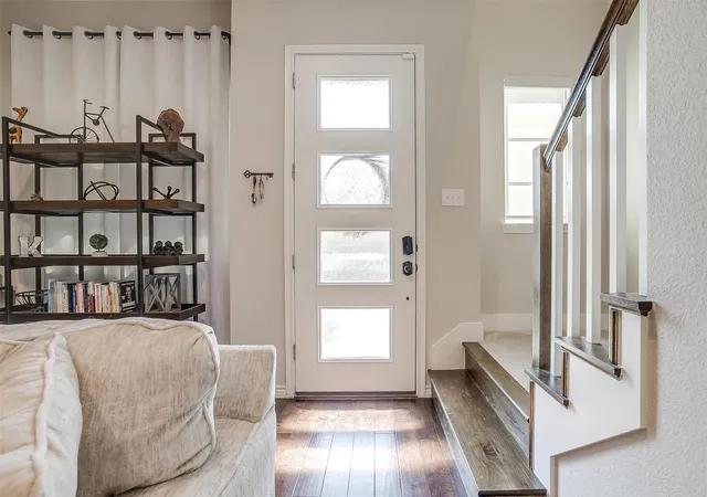 Photo 3 of Townhouse for sale at 204 Wimberly St, Fort Worth, TX 76107 | MLS# 21322759 | Listing updated on 2026-07-28