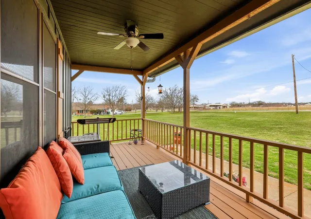 Photo 4 of Single family home for sale at 309A Sanders Rd, Denton, TX 76210 | MLS# 21323503 | Listing updated on 2026-07-09