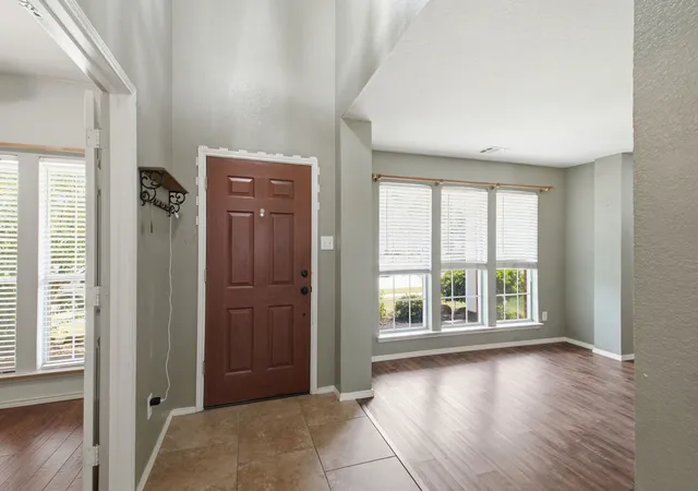 Photo 3 of Single family home for sale at 6308 Candletree Ln, Mc Kinney, TX 75070 | MLS# 21320829 | Listing updated on 2026-08-21