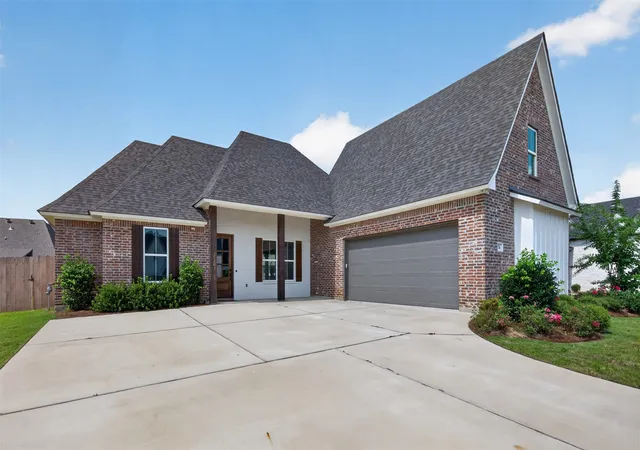 3rd image of 76 Turtle Creek Dr, Benton, LA 71006 | MLS# 21323084