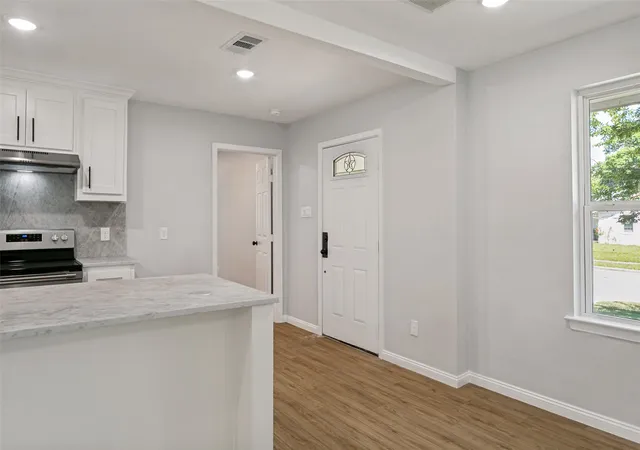 3rd image of 3525 Bangor Ct E, Irving, TX 75062 | MLS# 21323545