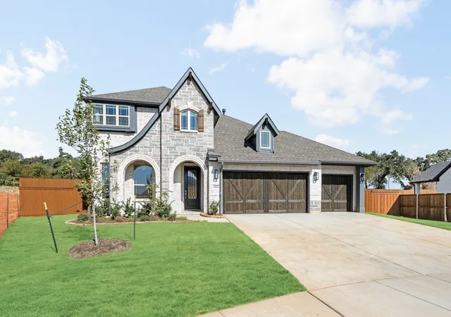 Photo 2 of Single family home for sale at 2312 Hawk Meadow Ct, Mansfield, TX 76063 | MLS# 21323584 | Listing updated on 2026-09-21