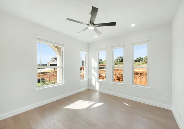 Photo 4 of Single family home for sale at 2312 Hawk Meadow Ct, Mansfield, TX 76063 | MLS# 21323584 | Listing updated on 2026-09-21