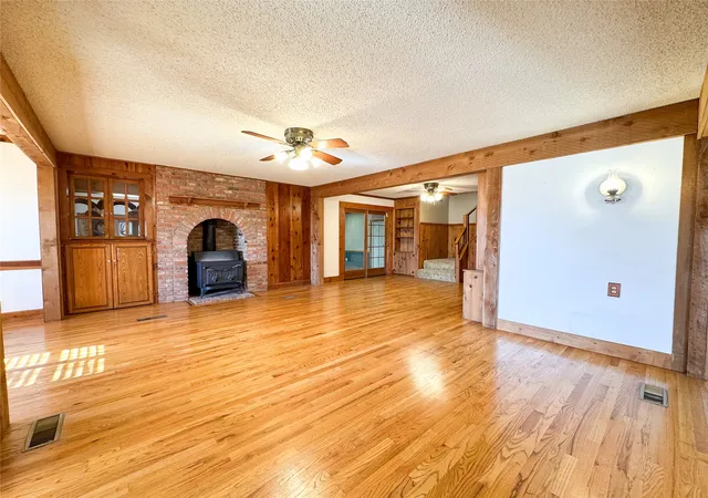 Photo 3 of Single family home for sale at 703 N Avenue E, Haskell, TX 79521 | MLS# 21312234 | Listing updated on 2026-10-02