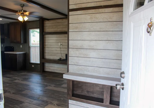 Photo 3 of Manufactured home for sale at 8529 Weems Estate Dr, Granbury, TX 76048 | MLS# 21319775 | Listing updated on 2026-09-29