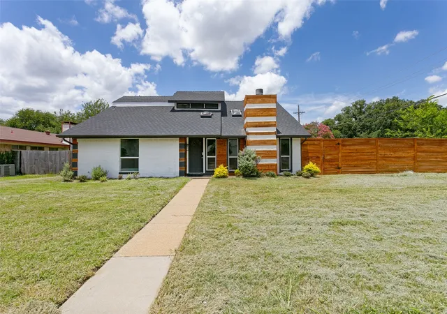 Photo 1 of Single family home for sale at 1302 Westwood Dr, Lewisville, TX 75067 | MLS# 21323534 | Listing updated on 2026-09-05