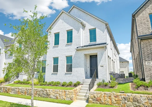 Townhouse for sale at 4770 Lunker St, McKinney, TX 75071 | MLS# 21323376