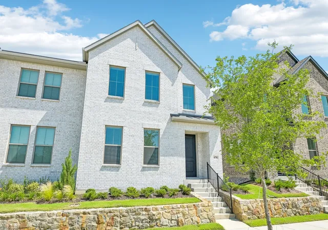 Photo 3 of Townhouse for sale at 4770 Lunker St, Mc Kinney, TX 75071 | MLS# 21323376 | Listing updated on 2026-08-04