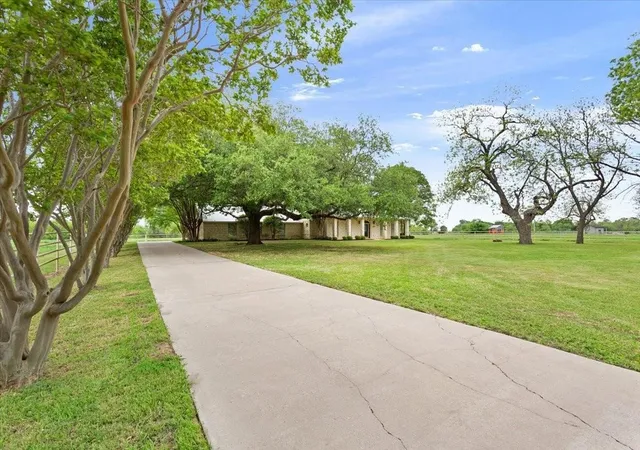 Photo 3 of Land for sale at Tbd S 3rd St, Waco, TX 76706 | MLS# 21323473 | Listing updated on 2026-08-22