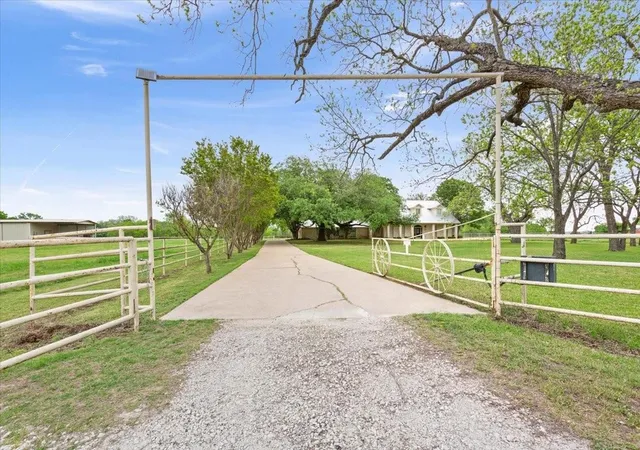 Photo 4 of Land for sale at Tbd S 3Rd St, Waco, TX 76706 | MLS# 21323473 | Listing updated on 2026-08-22