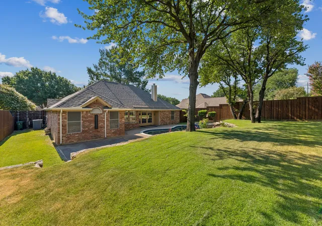 Homes for sale in North Richland Hills, TX | 7329 Hidden Oaks Dr, North Richland Hills, TX 76182 | MLS# 21321958