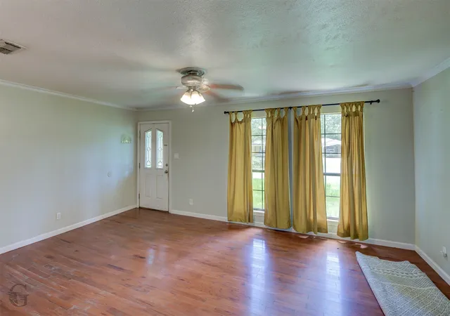 Photo 3 of Single family home for sale at 1838 Shady Ln, Shreveport, LA 71118 | MLS# 21322382 | Listing updated on 2026-08-25