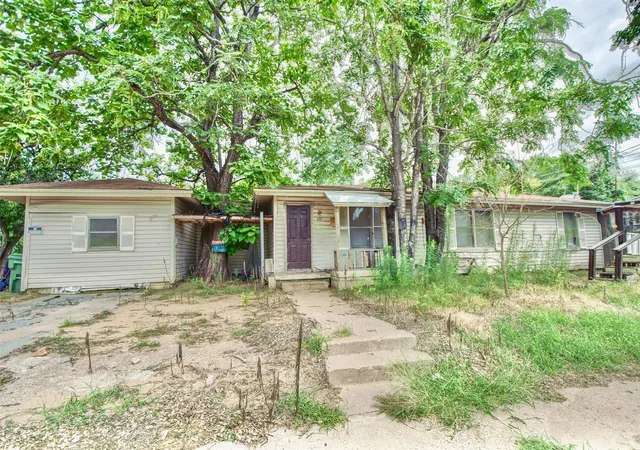 Photo 3 of Single family home for sale at 600 Hatton St, Waco, TX 76704 | MLS# 21320780 | Listing updated on 2026-07-23