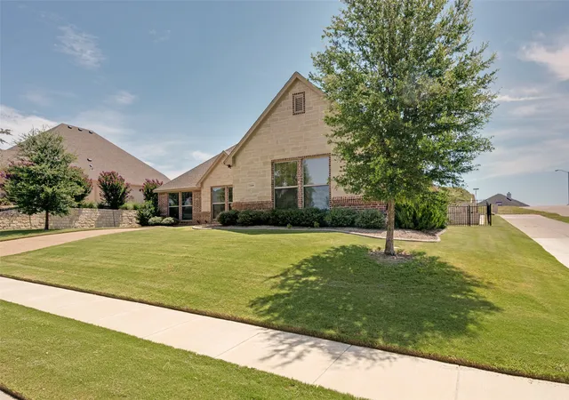 Photo 2 of Single family home for sale at 11049 Hawkins Home Blvd, Benbrook, TX 76126 | MLS# 21311665 | Listing updated on 2026-08-22