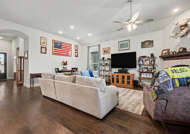 Photo 2 of Single family home for sale at 704 Highberry Dr, Anna, TX 75409 | MLS# 21322356 | Listing updated on 2026-07-22