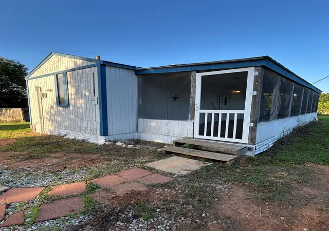 Photo 1 of Sale Pending at 1362 Woodridge, Eustace, TX 75124 | MLS# 21324046 | Listing updated on 2026-08-22